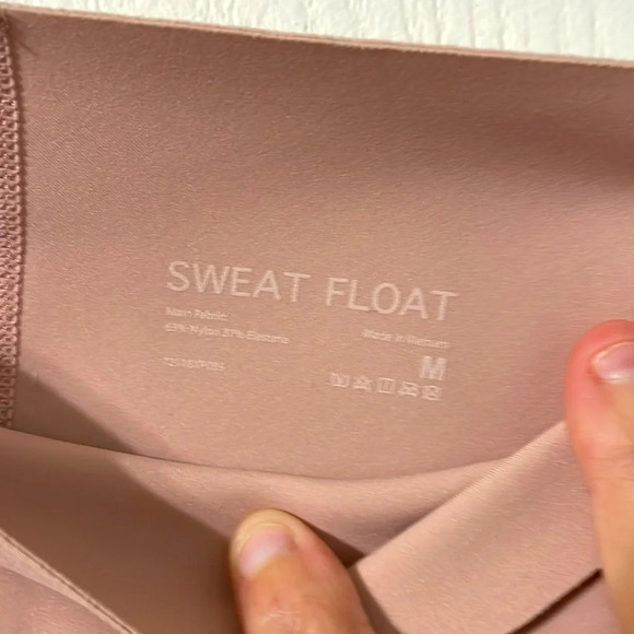 Girlfriend Collective FLOAT pink ankle leggings size medium - Picture 3 of 3